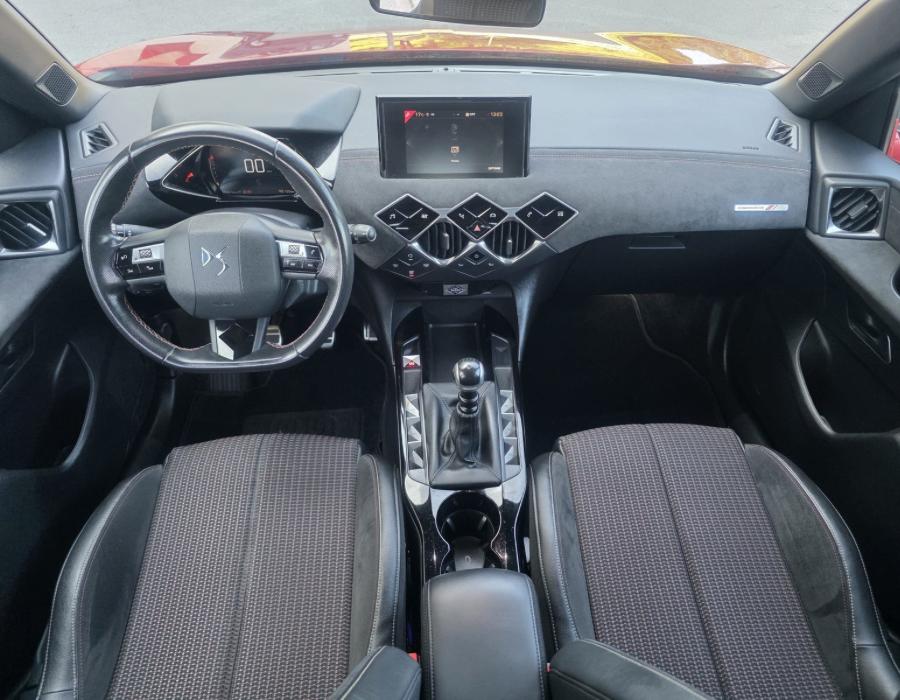 DS3 CROSSBACK PERFORMANCE LINE